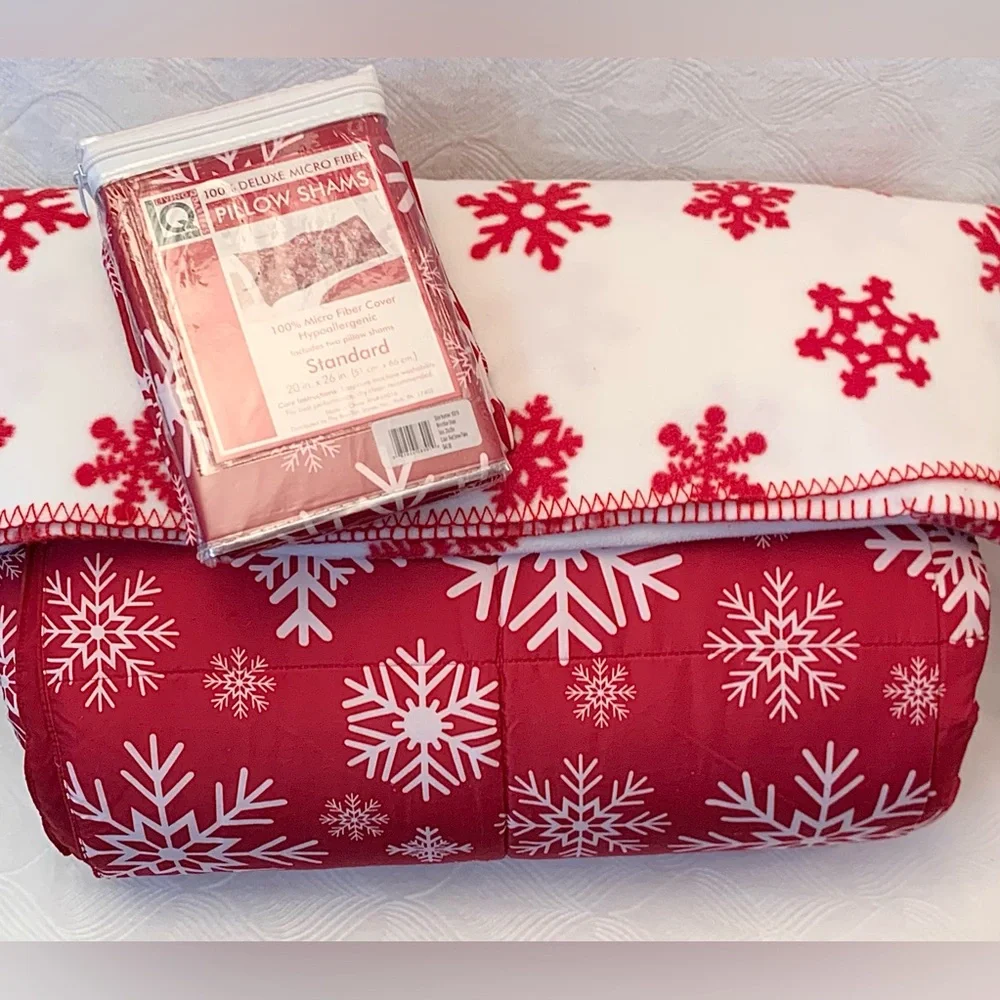 Living Quarters Snowflake Coverlet/Quilt Set - 6pc - Full/Queen